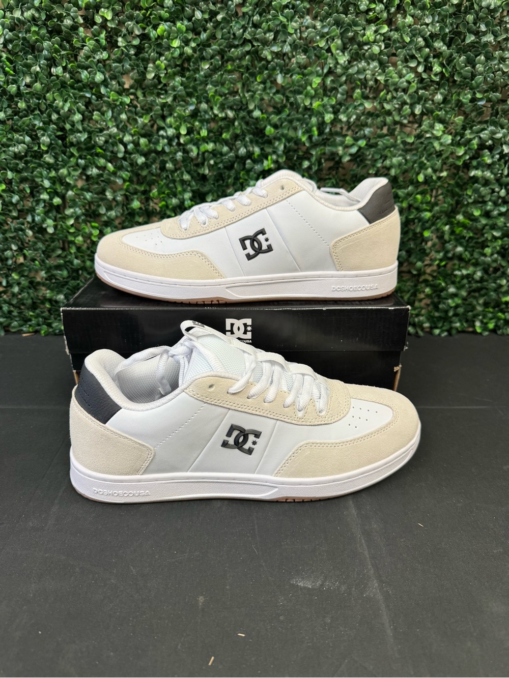 DC ASTRIX SHOES - Men’s 11.5